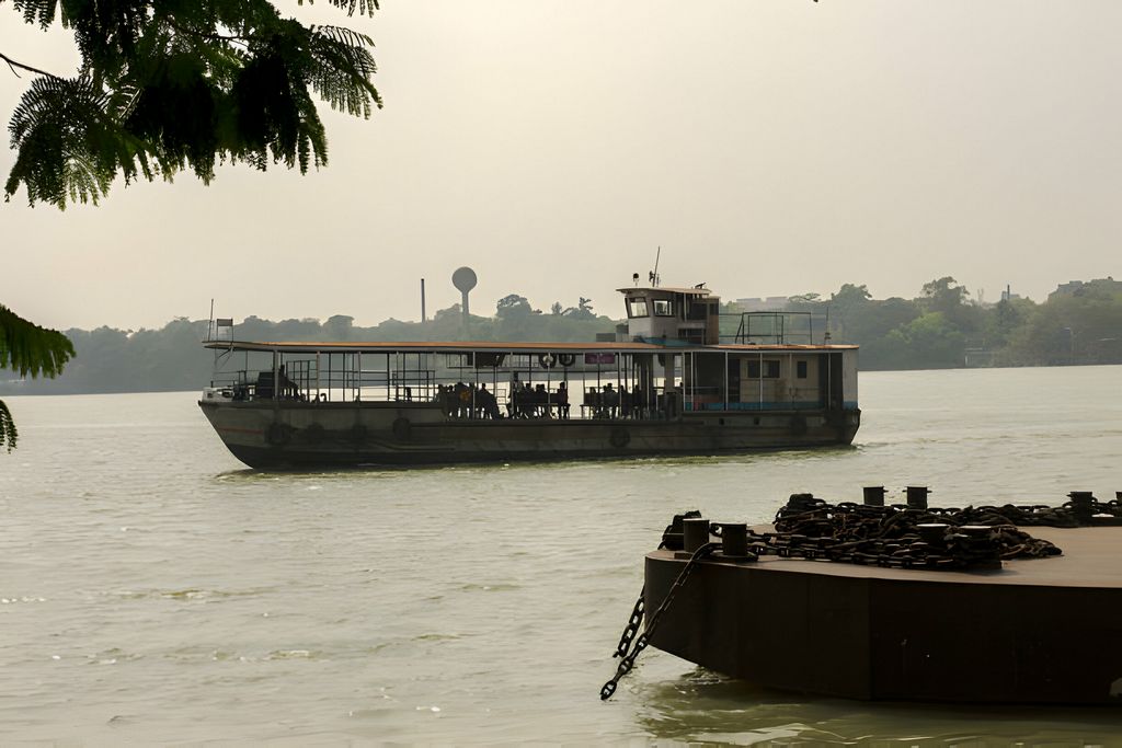 Ganges River Cruise, Varanasi to Kolkata